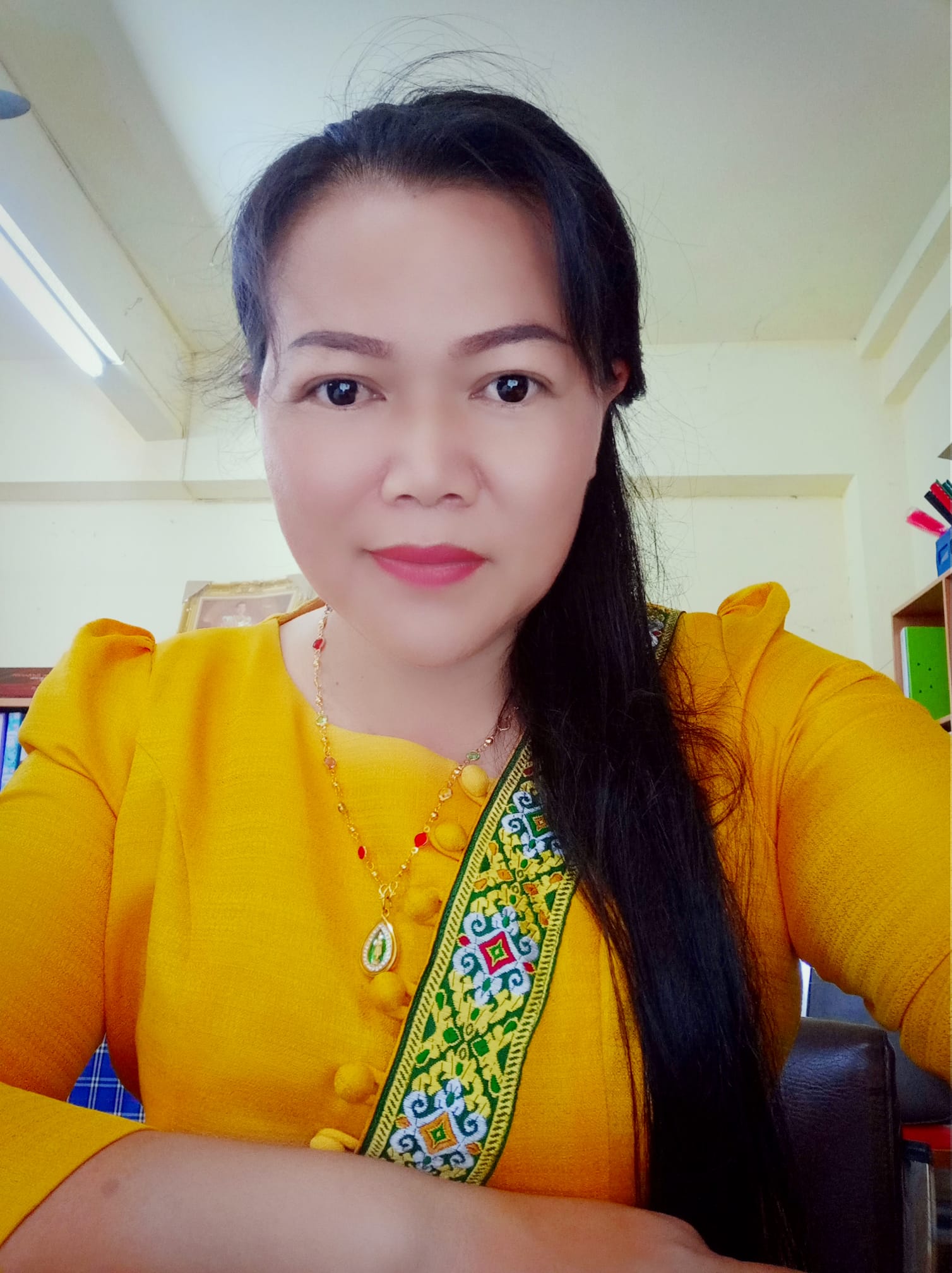 ครูธุรการ